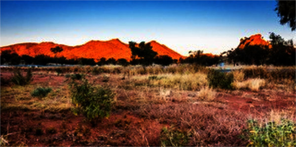 Harts Range red with sun
